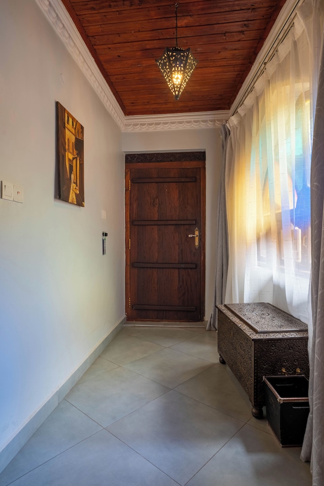 Mizingani Seafront Hotel 38/80