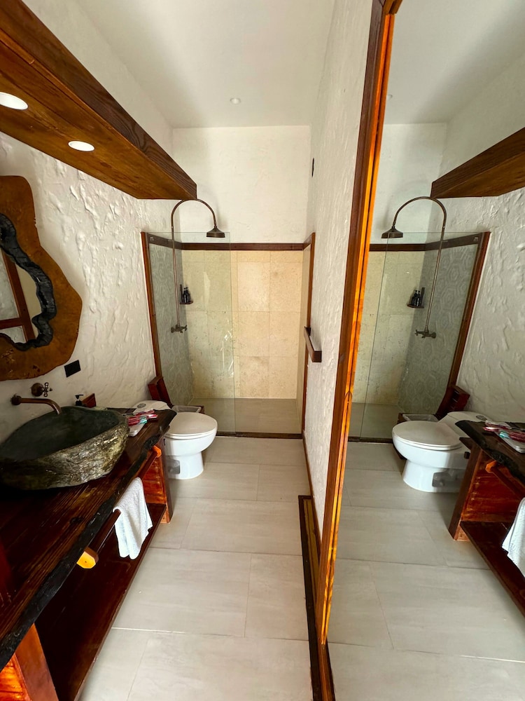 Miraflores Boutique Hotel 48/50