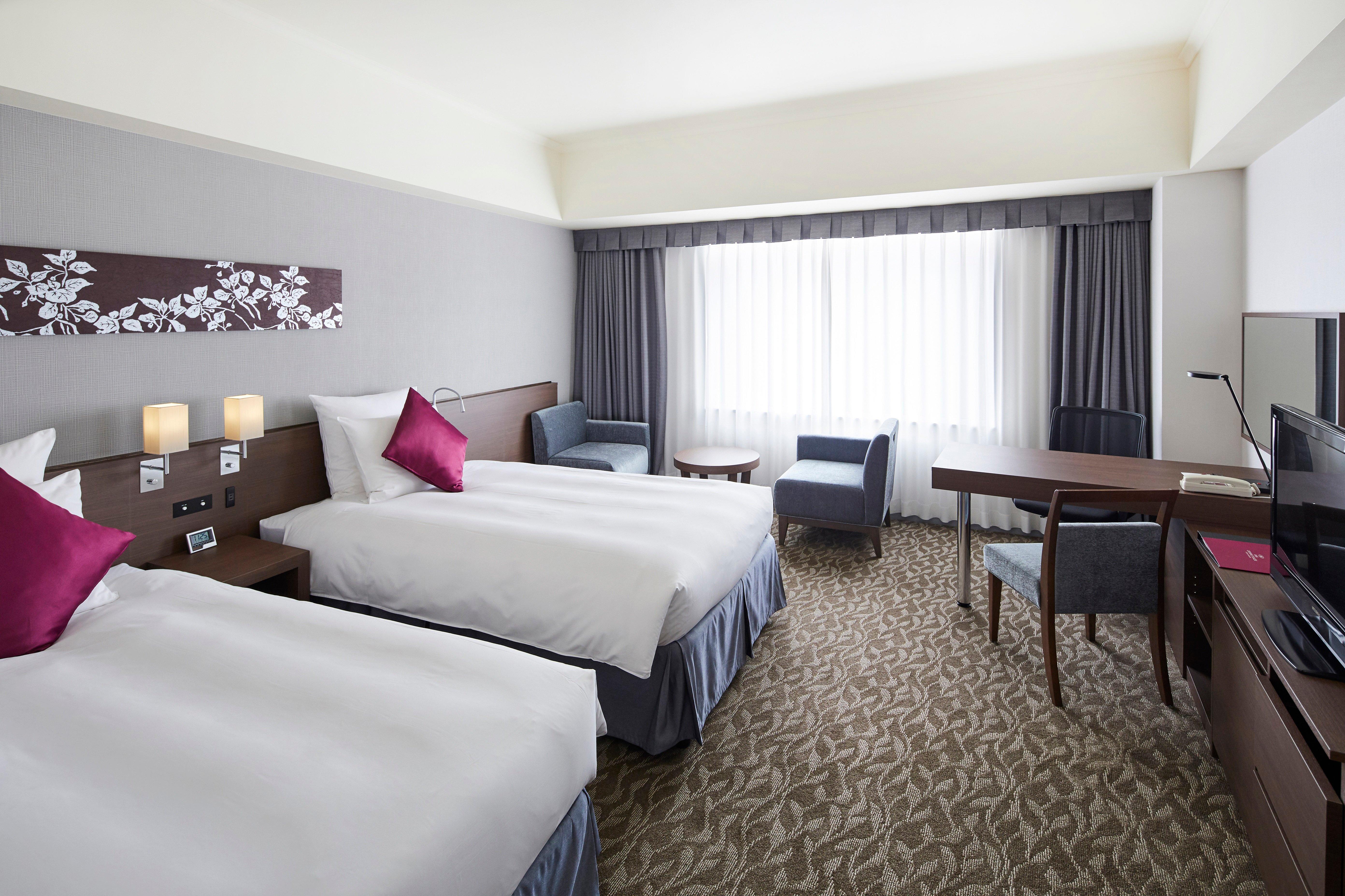 Royal, Suite, Twin Beds