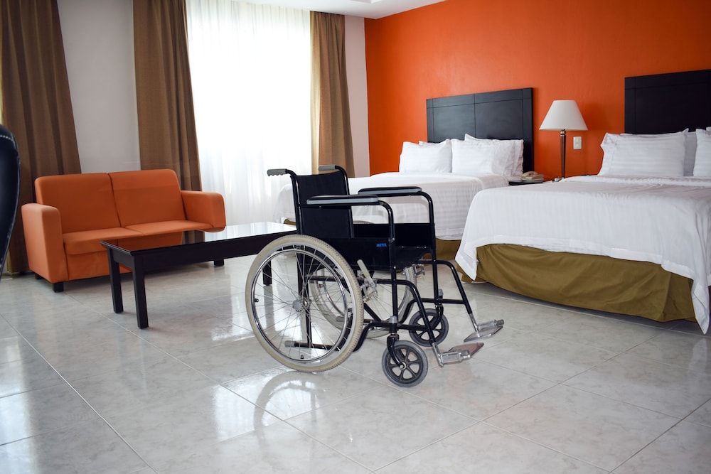 HOLIDAY INN CAMPECHE 62/78