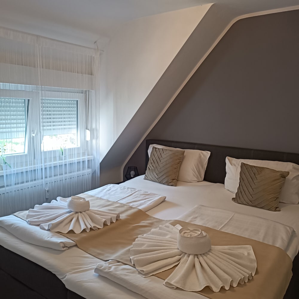 Hotel Ari 12/50