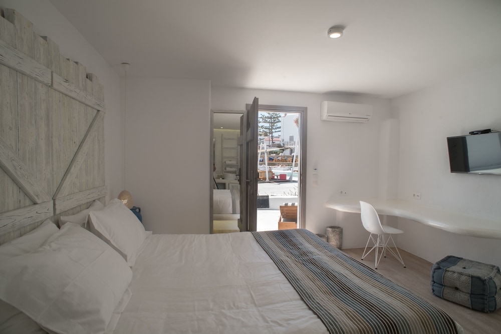 Akkadian Mykonos Resort 21/69
