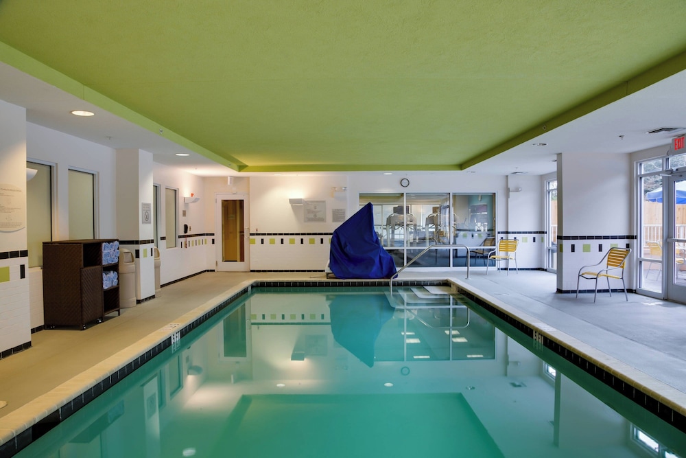 Fairfield Inn And Suites Lake City 15/50