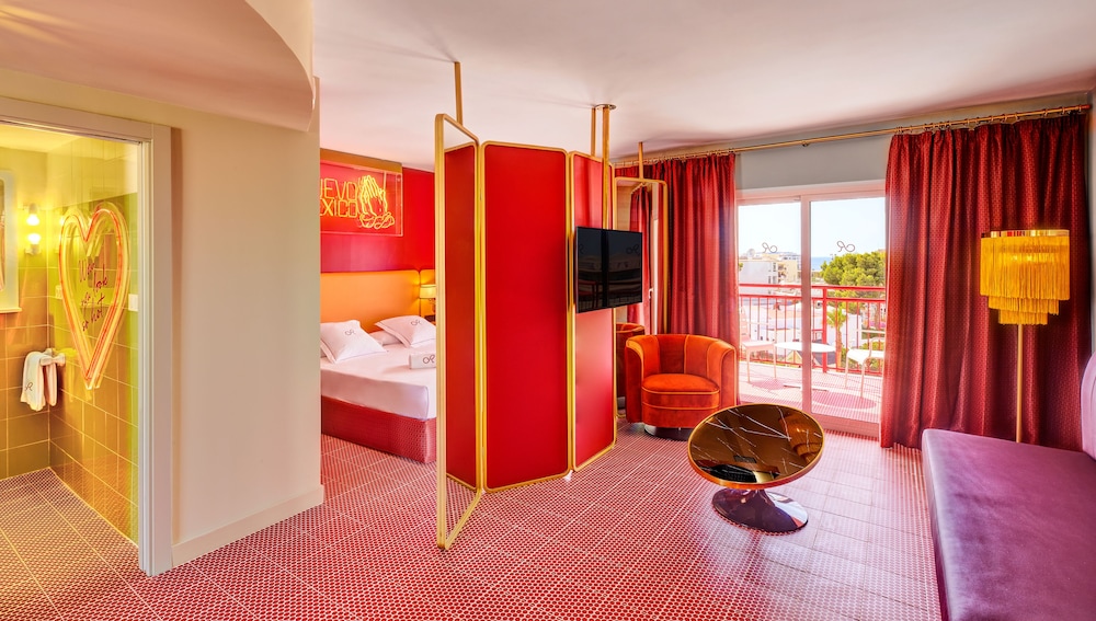 جناح بسرير مزدوج مع أريكة، Romeos Ibiza - Adults Only 6/10