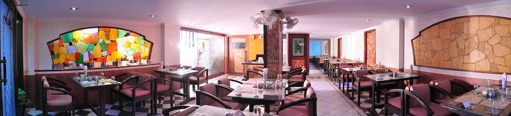 Hotel Jyoti 44/49