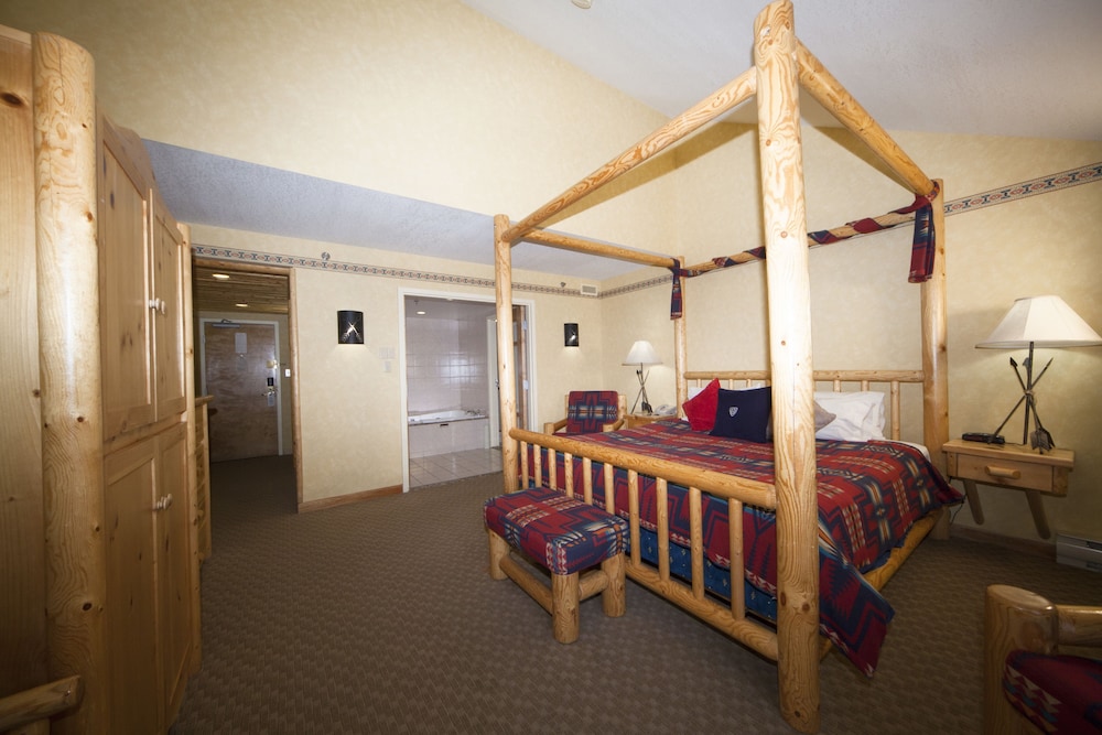 Brewster Mountain Lodge 56/65