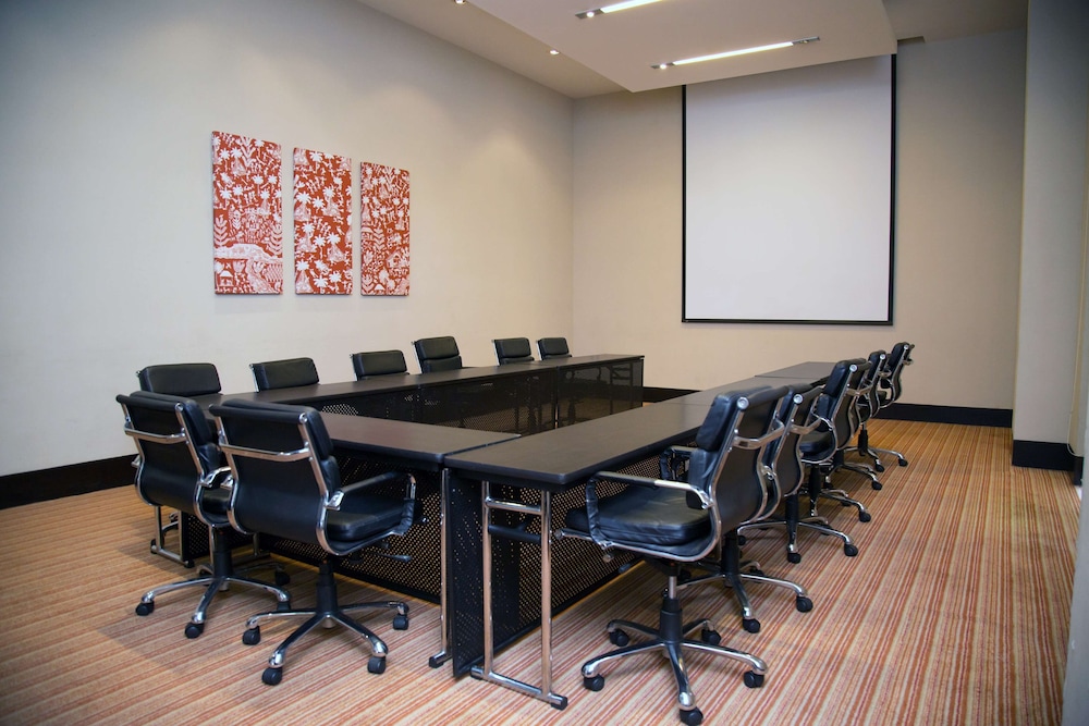 Hyatt Place Gurgaon/Udyog Vihar 51/67