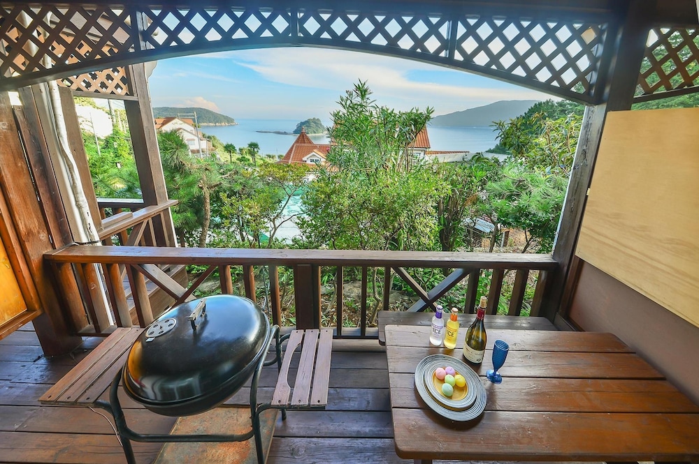 Geoje Blue Neoul Pension 29/50