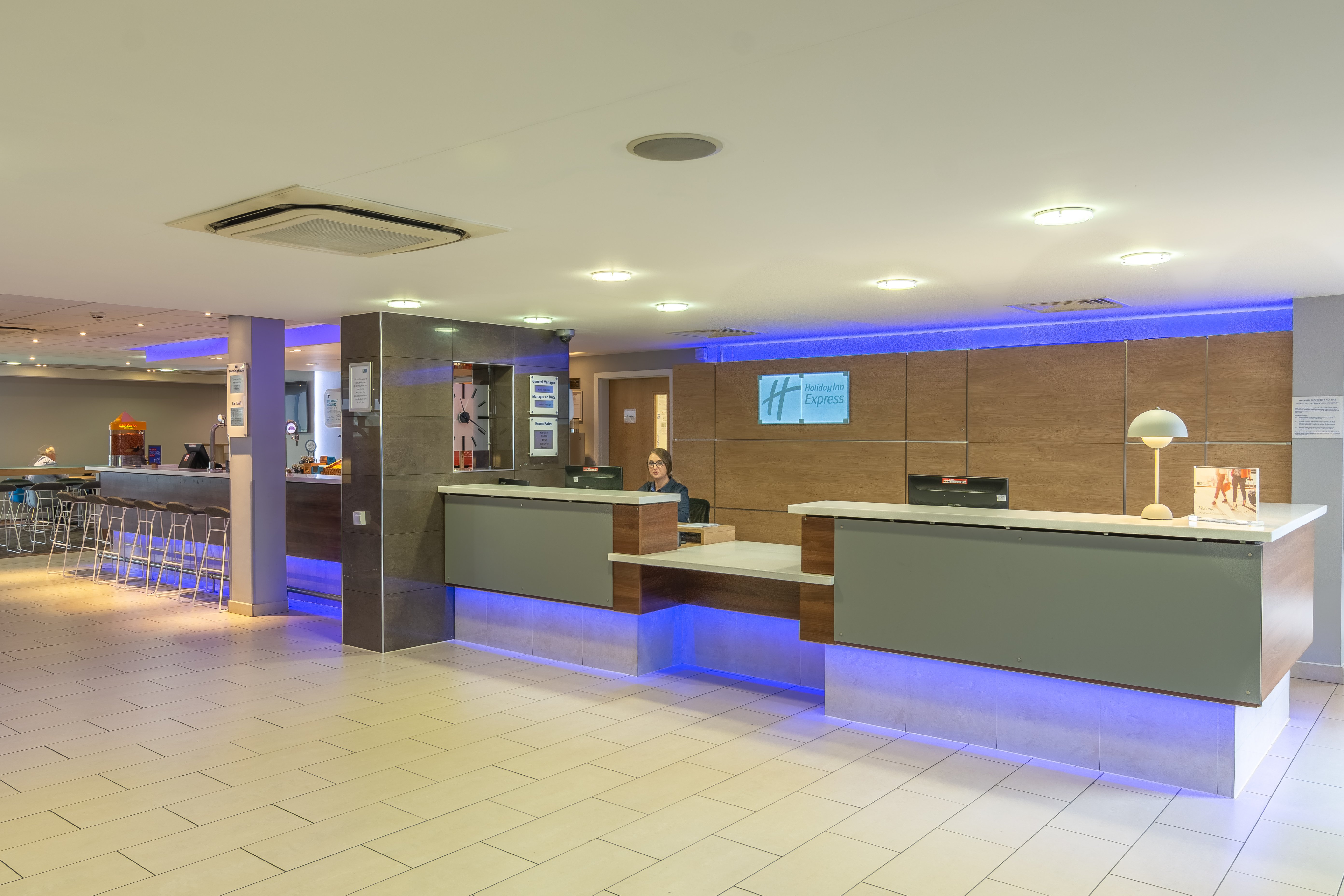 Holiday Inn Express Kettering 8/52