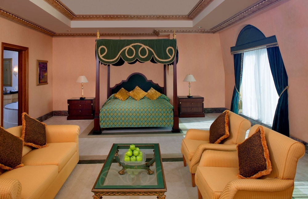 Grand Hyatt Muscat Hotel 30/50