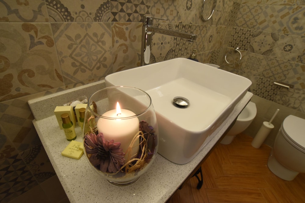 Cadelli Luxury Suite 47/48