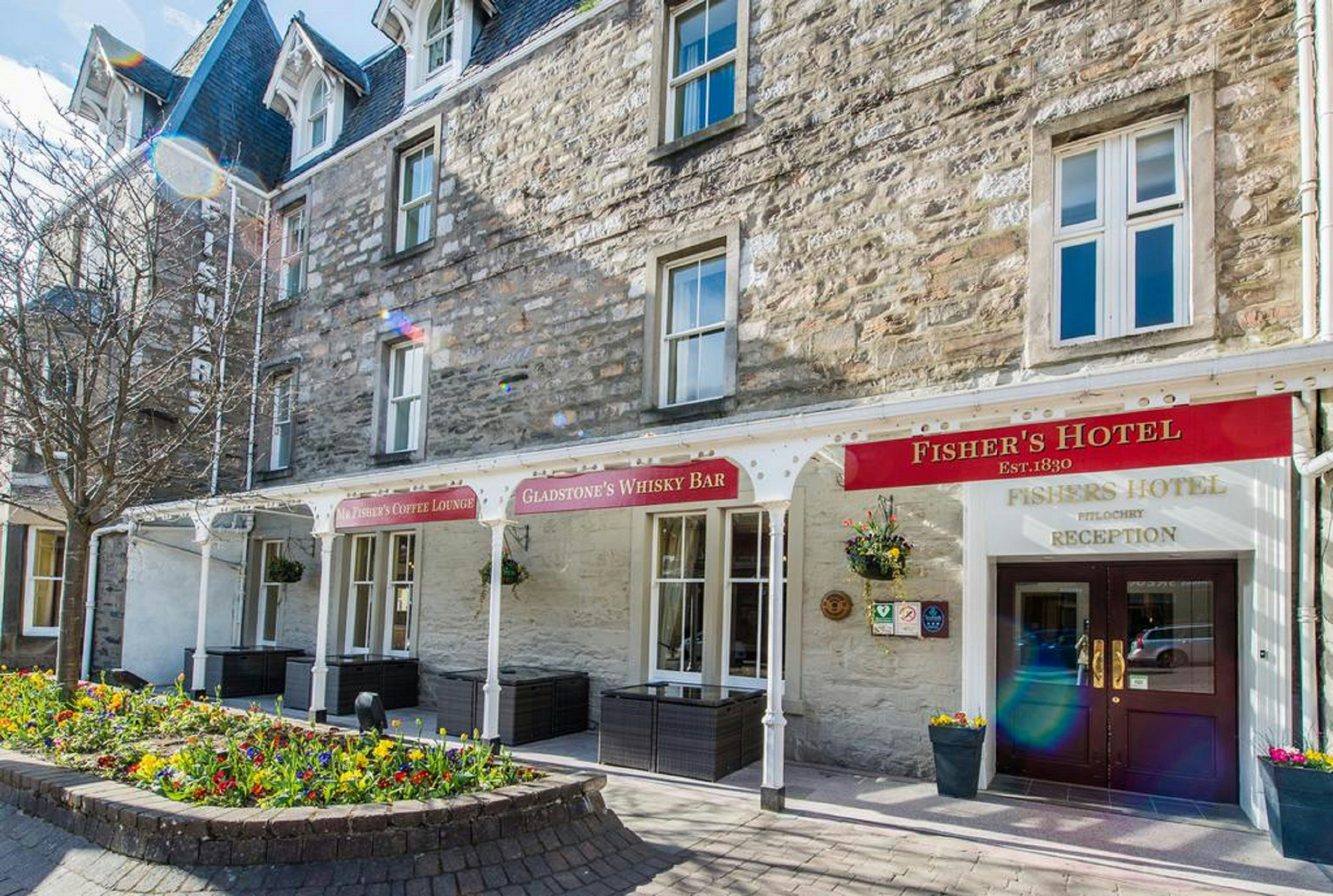 Fishers Hotel 2/50