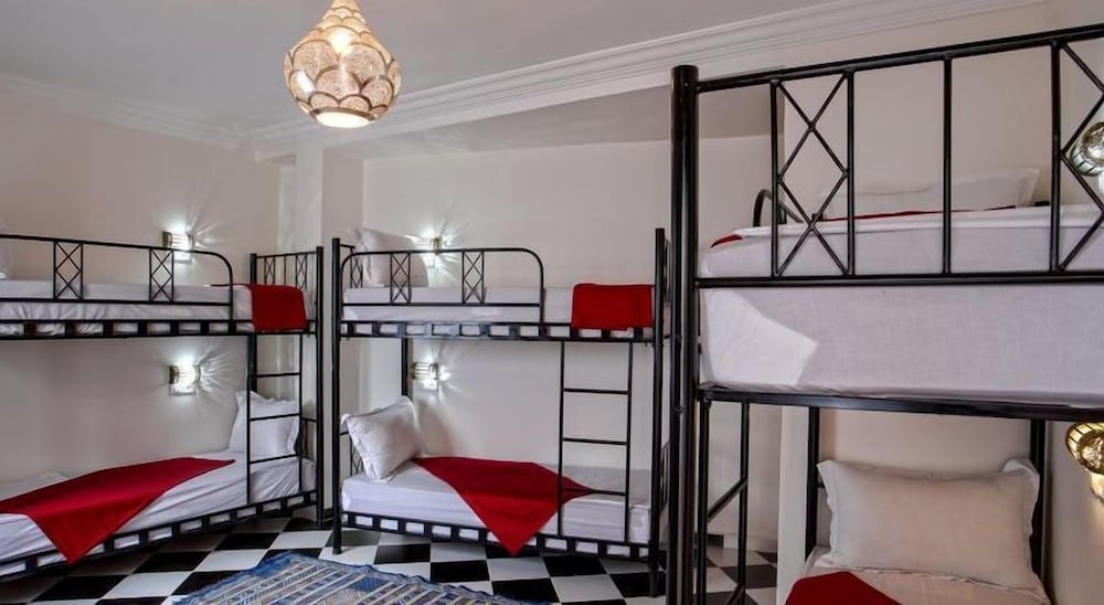 Amour d'auberge 30/36