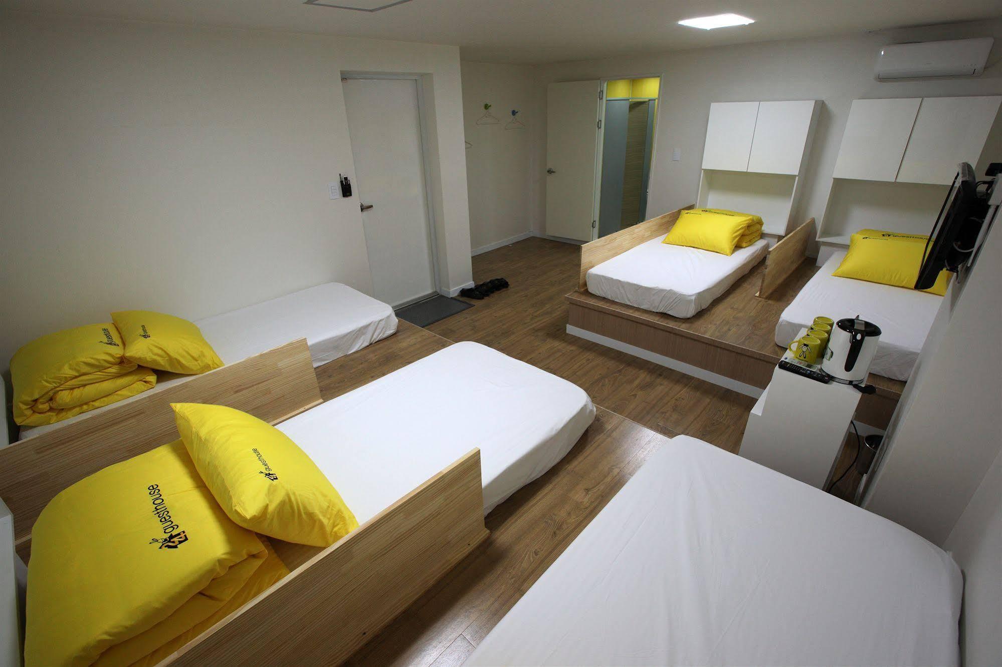 123 Hostel 32/53