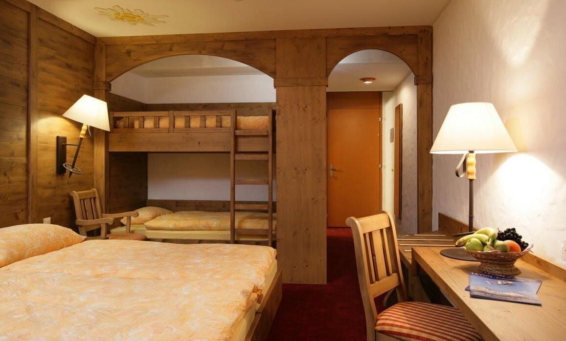Family, 5 Beds