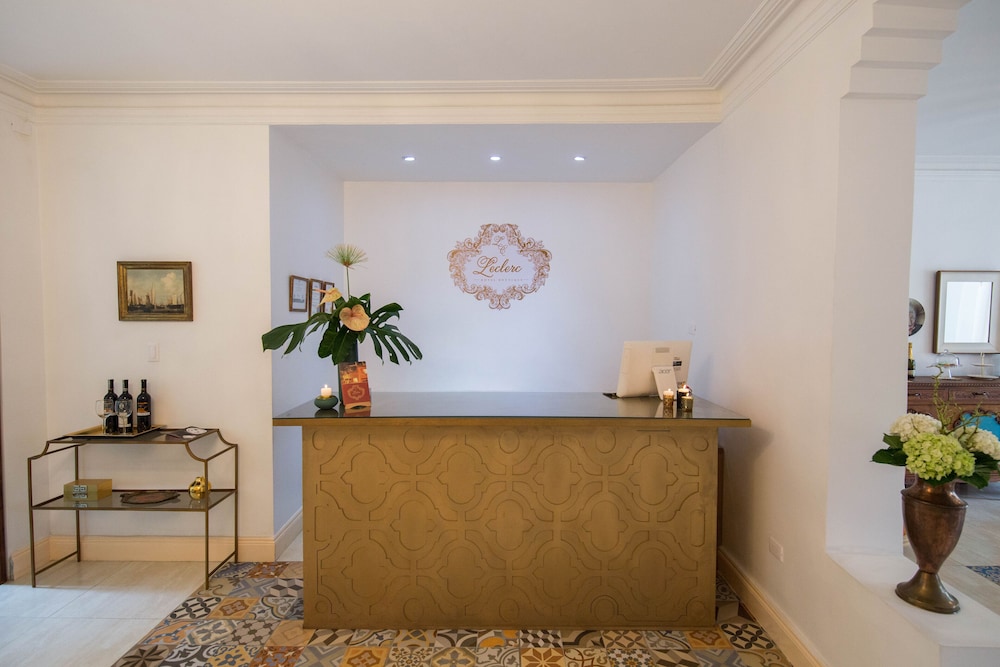 LECLERC HOTEL BOUTIQUE 8/70