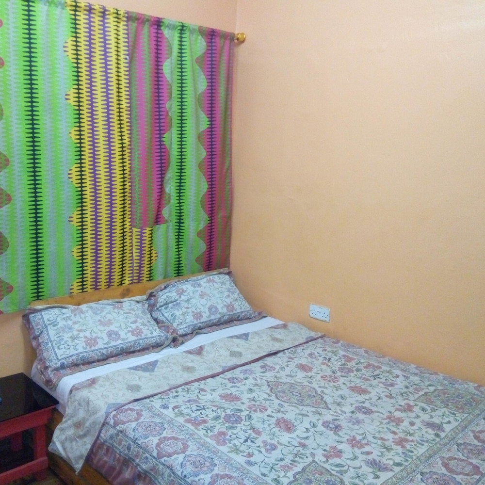 Feehi's Place Hostel 11/38