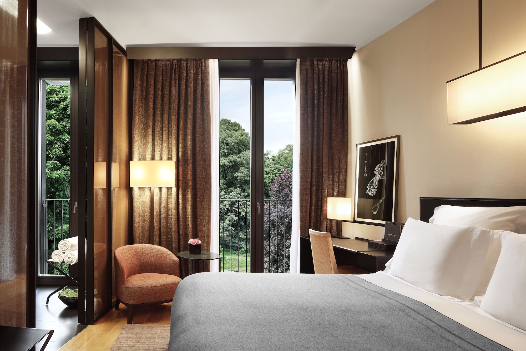 غرفة ديلوكس بسرير كينج، Bulgari Hotel Milano 6/10