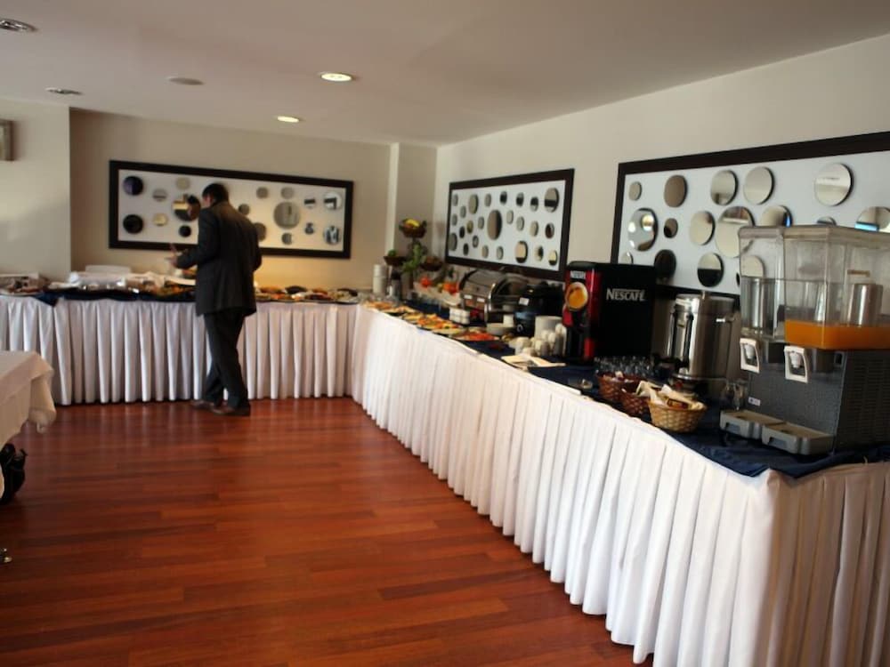Sun Inn Hotel 13/17
