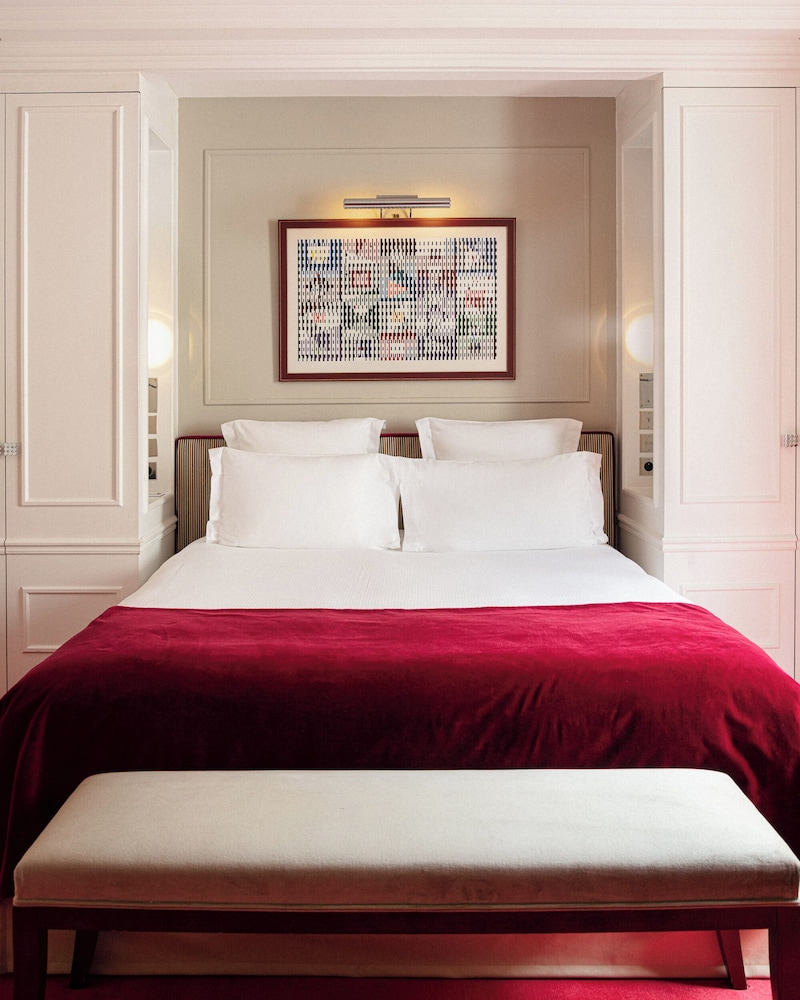 SUPERIOR, DOUBLE BED