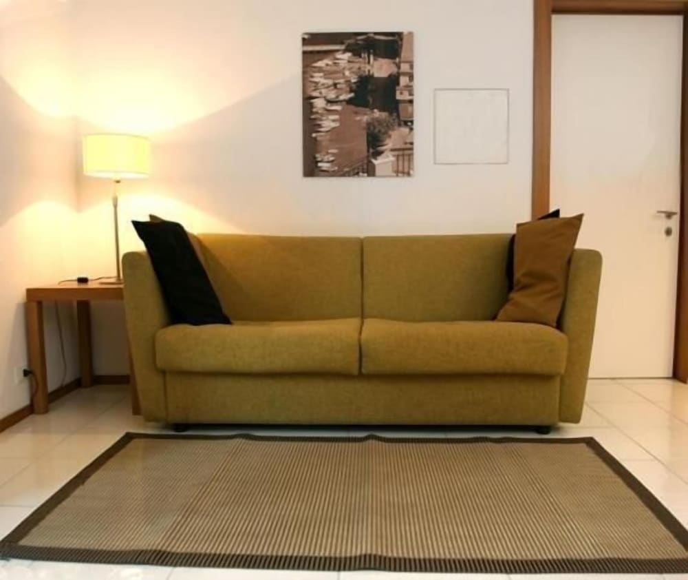 Rota Suites 35/58