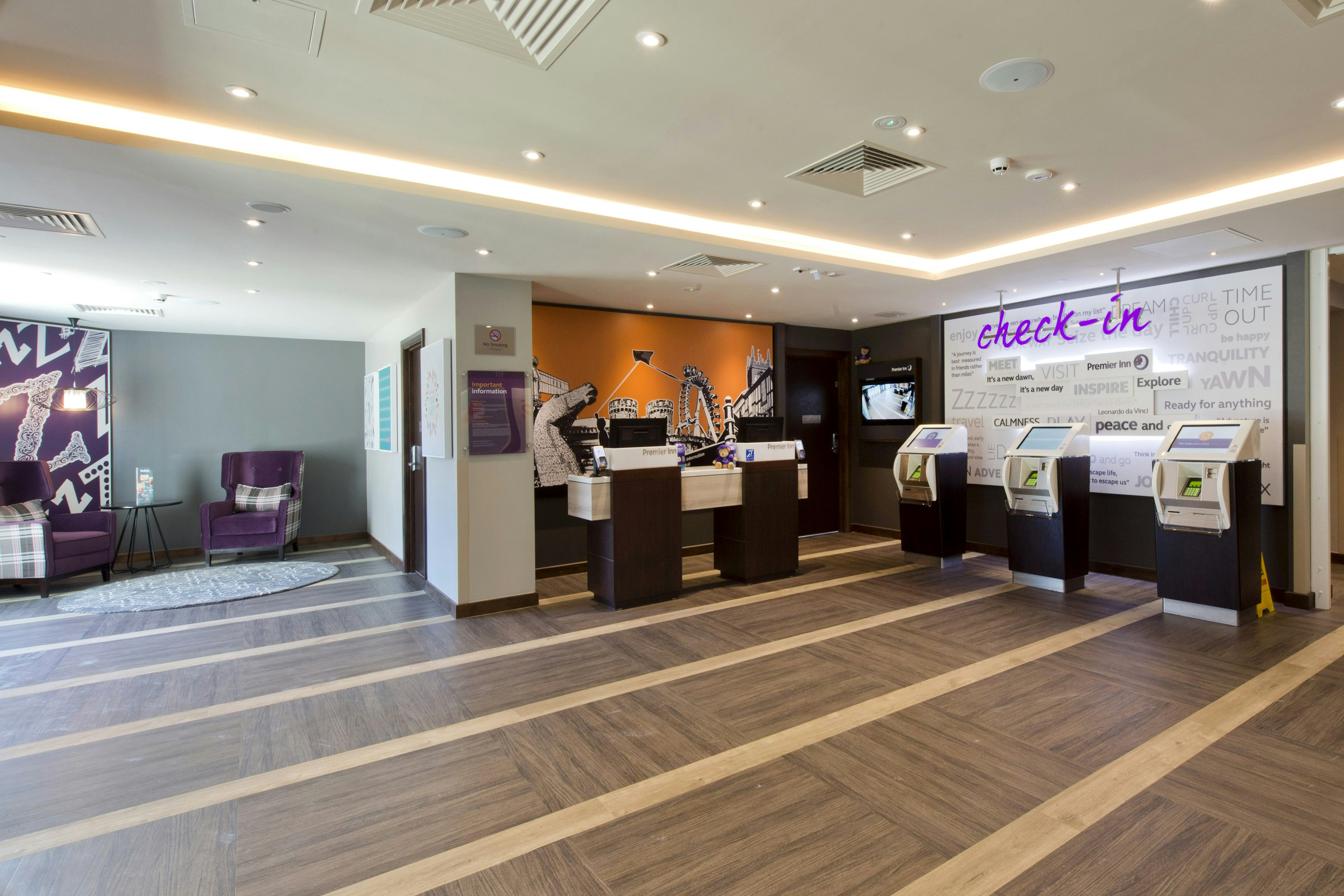 Premier Inn London Hayes, Heathrow (Hyde Park) 6/32