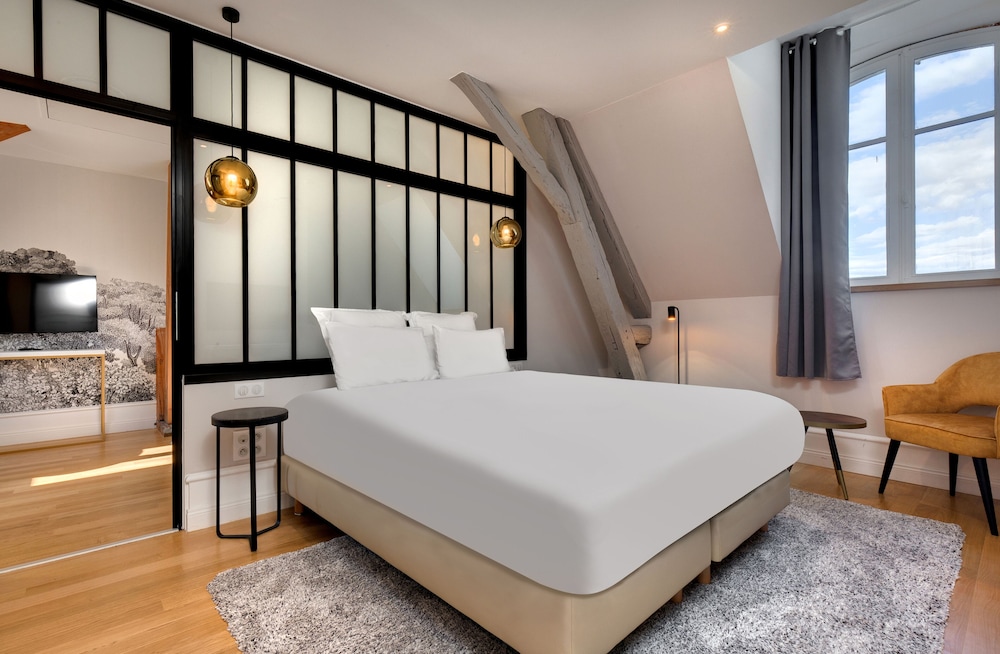Suite, Double Bed