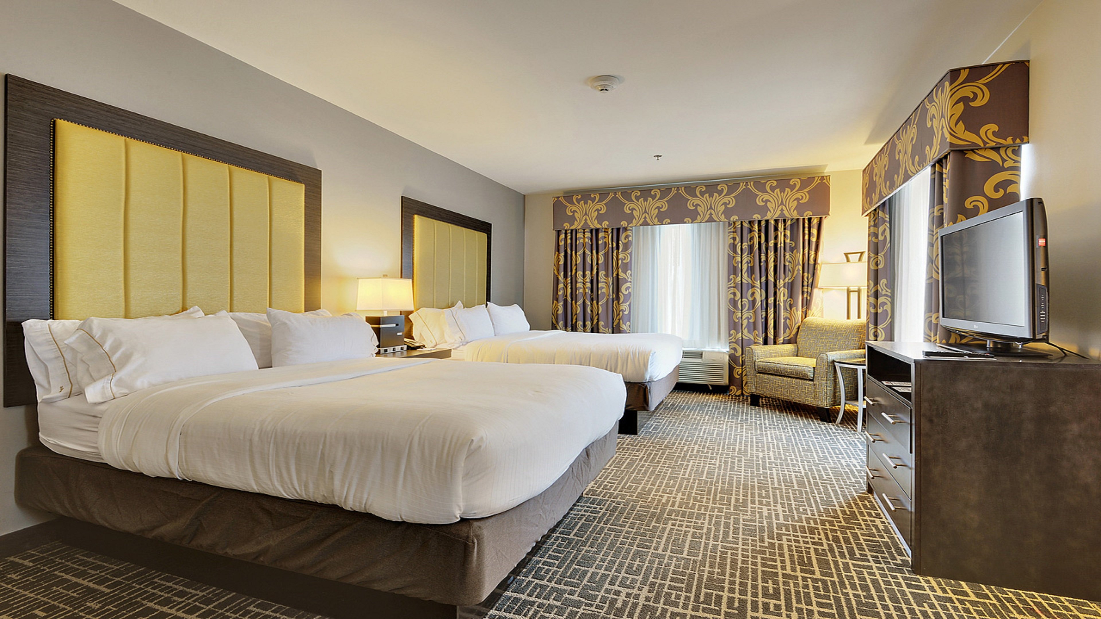 Holiday Inn Express Hotel And Suites Gonzales 26/71
