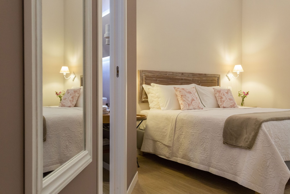 Bellaroto Suite 11/58