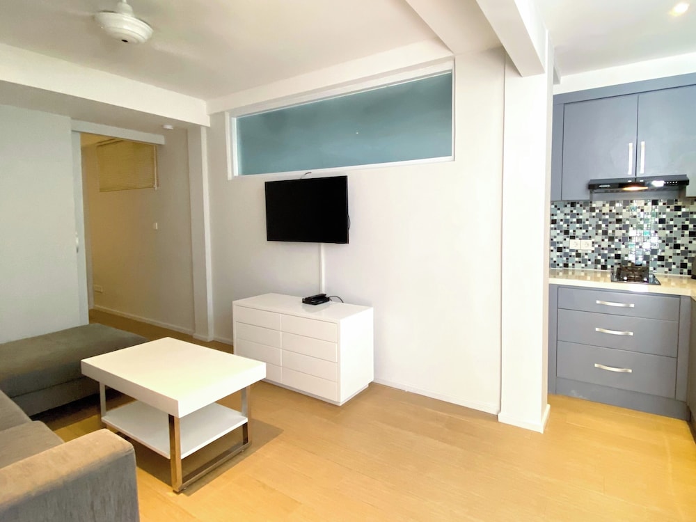 Coast Boutique Apartments 44/53