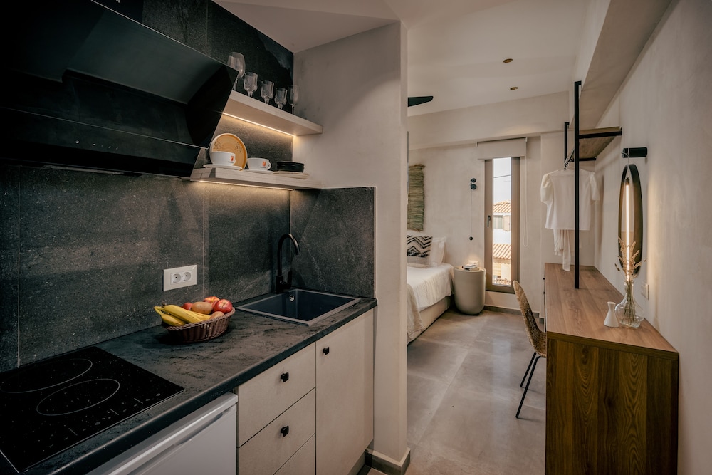 Casa D Oro Adults Only 38/39