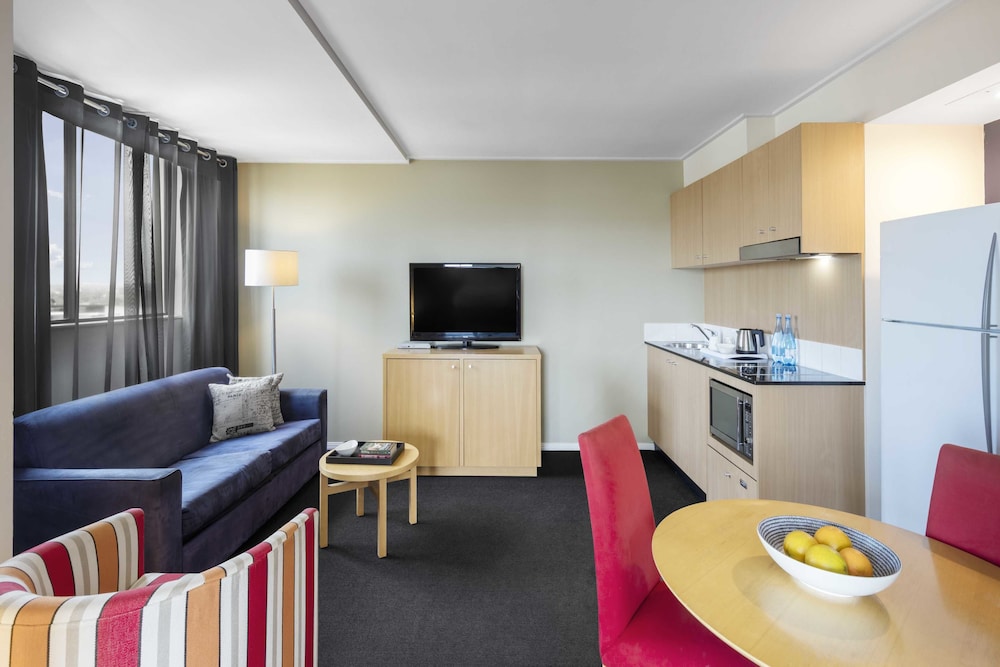Nesuto Parramatta Apartment Hotel 51/67