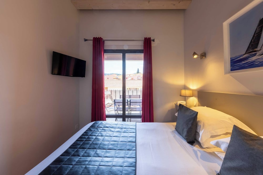Hotel Madeloc 8/50