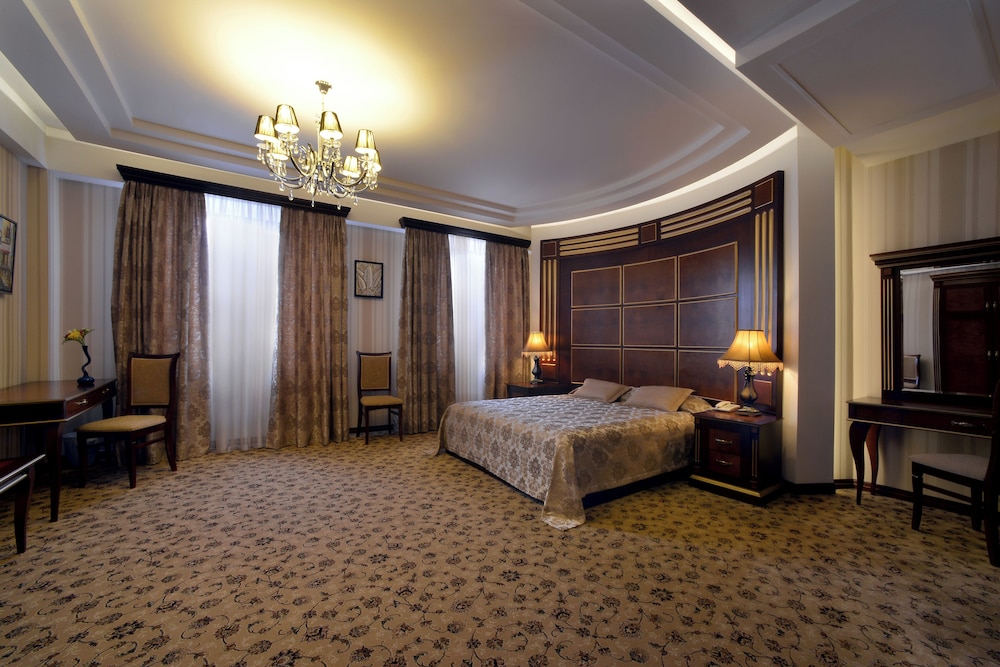 LUXURY
