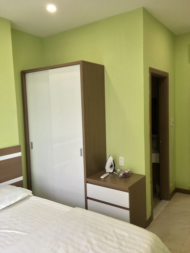 Seaview Front Apartment 11/32