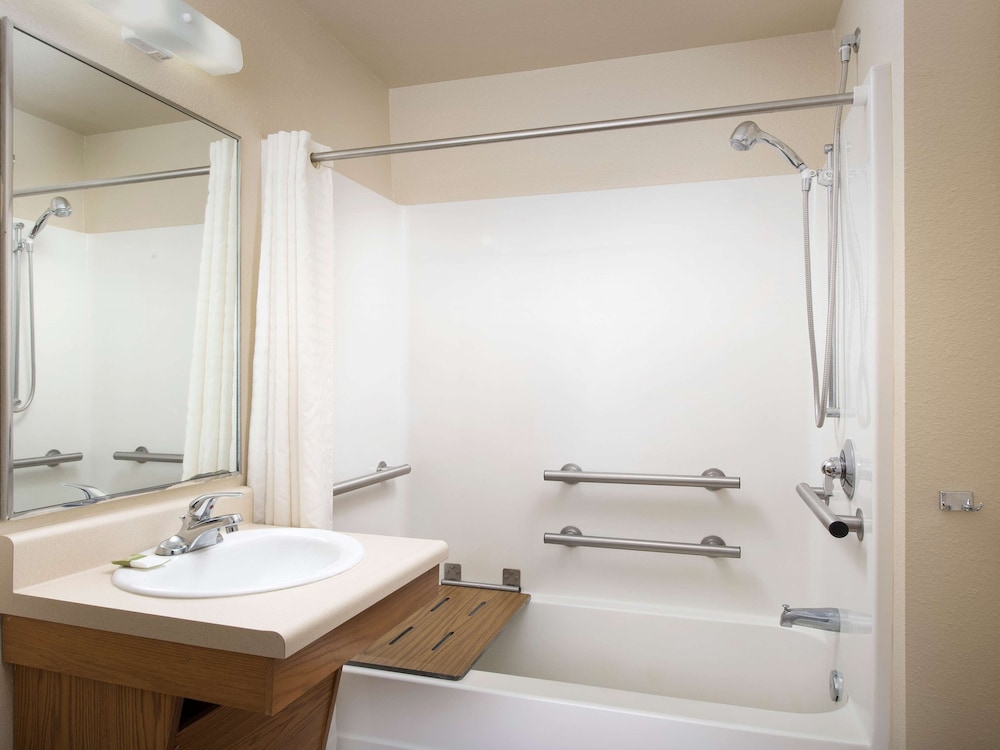 Studio 6 Extended Stay Oklahoma City Norman OK 11/49