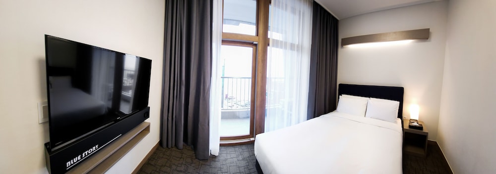 Blue Story Hotel 15/36