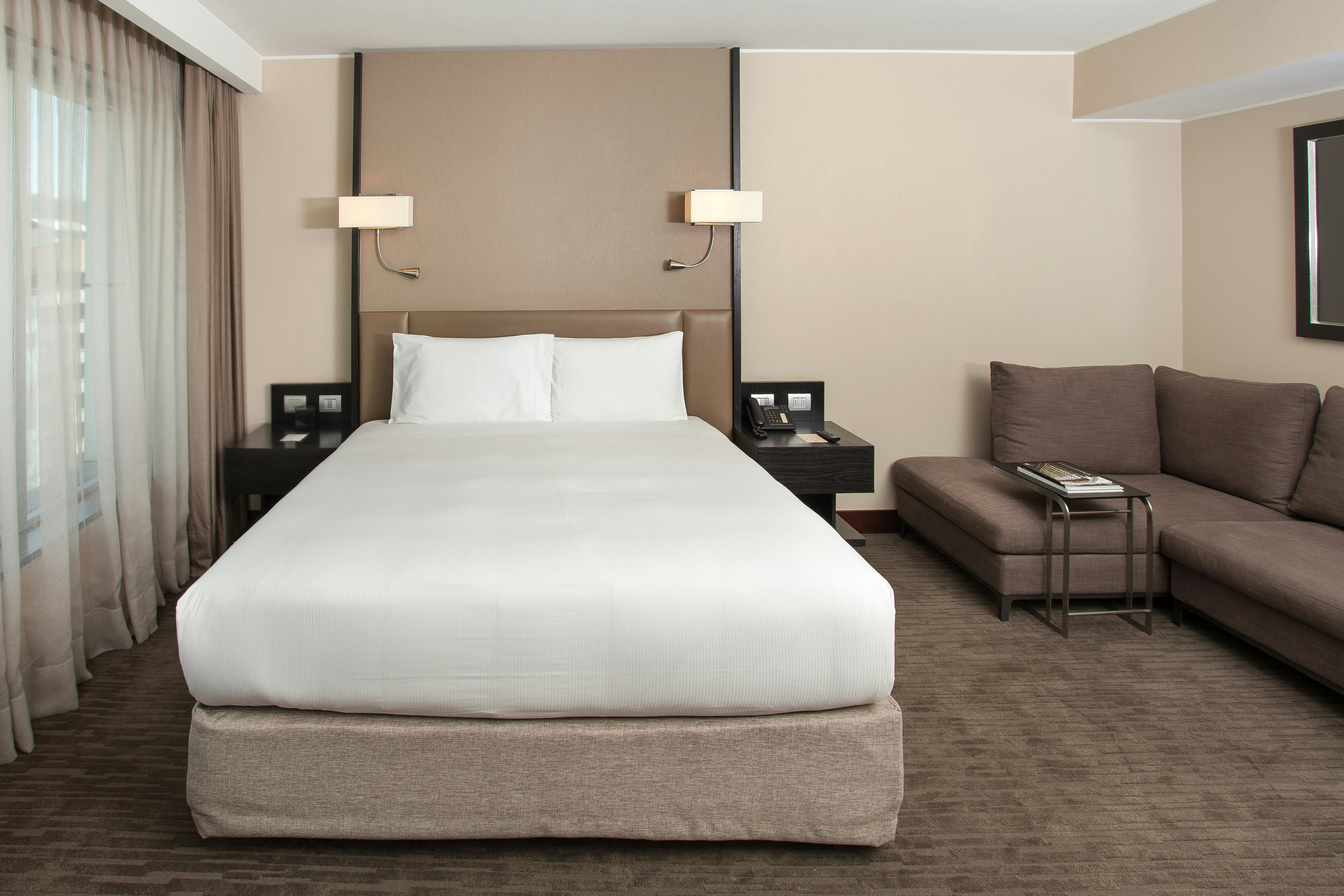 DoubleTree by Hilton Hotel Santiago Vitacura 23/65