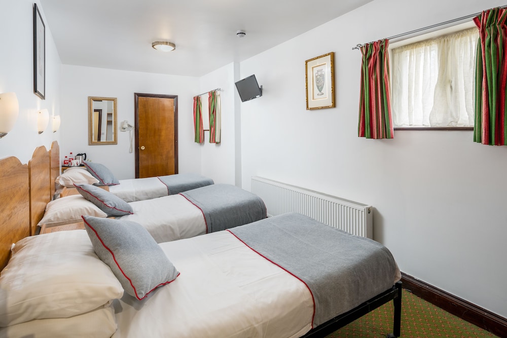 STANDARD, TRIPLE, 3 BEDS