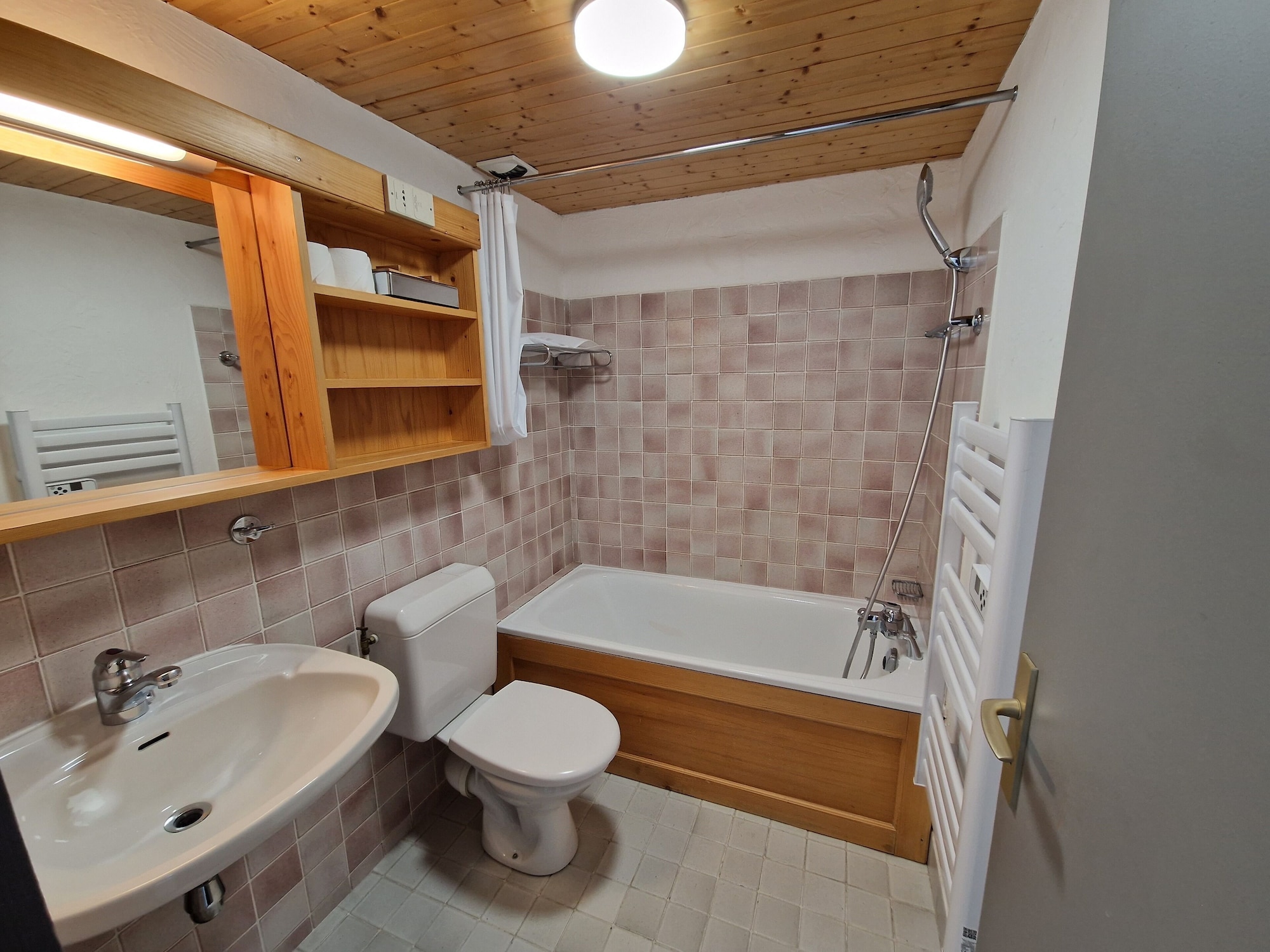 SUPERIOR, SINGLE, DOUBLE BED