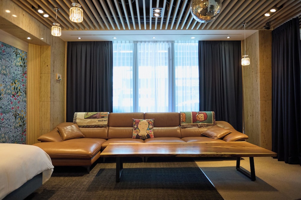 ACUBE HOTEL 30/49