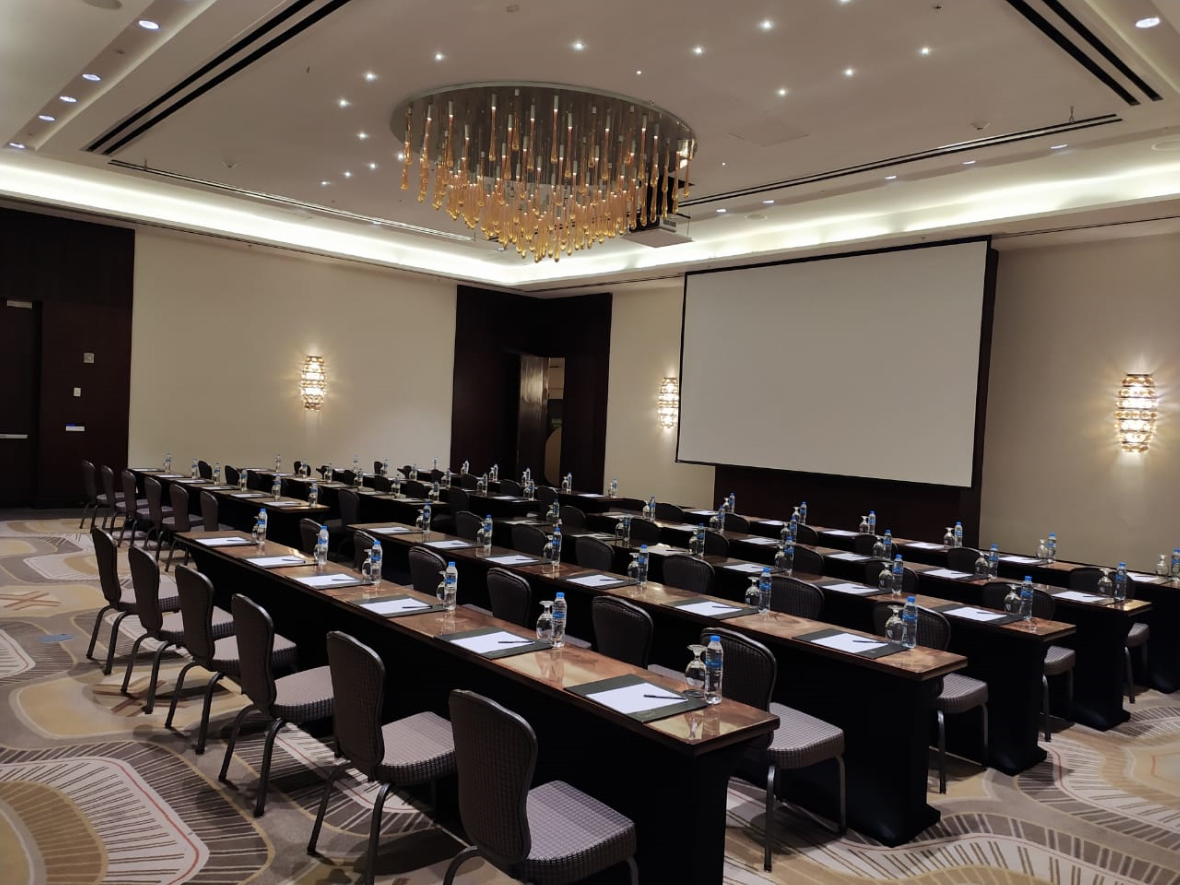 Intercontinental Real Santo Domingo 72/81