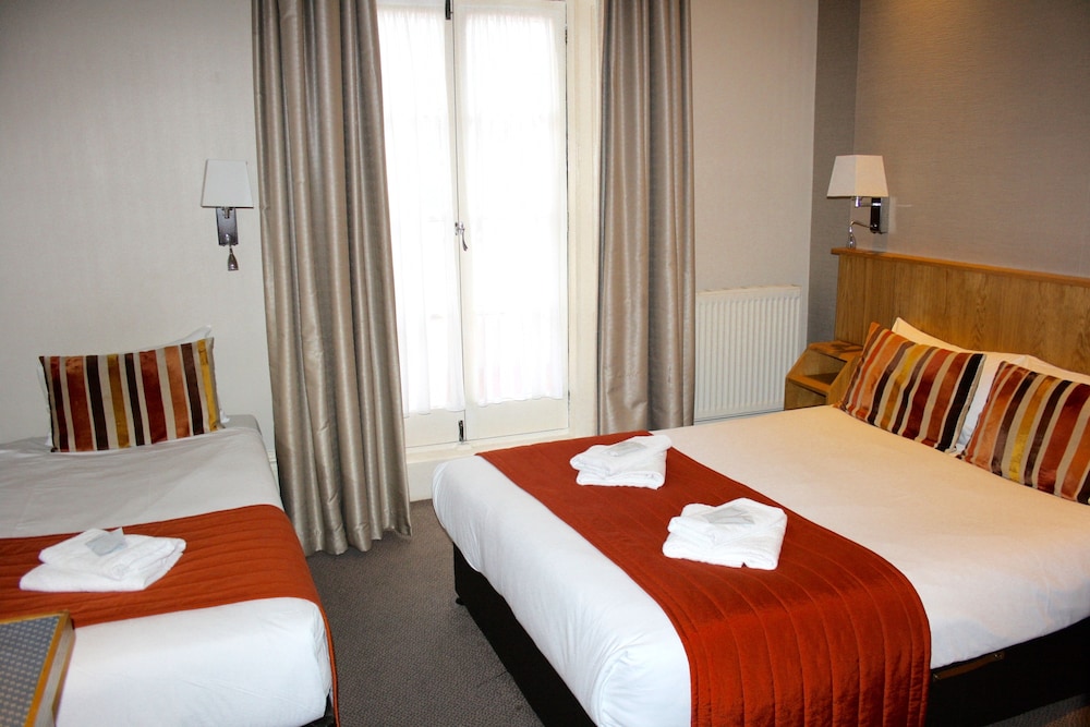 Columbus Hotel 20/32