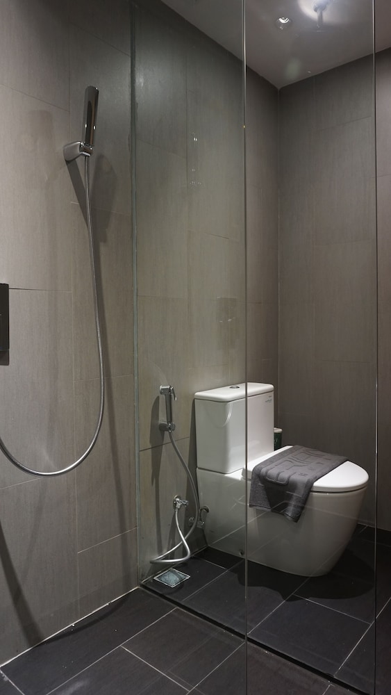 Erian Hotel 47/50
