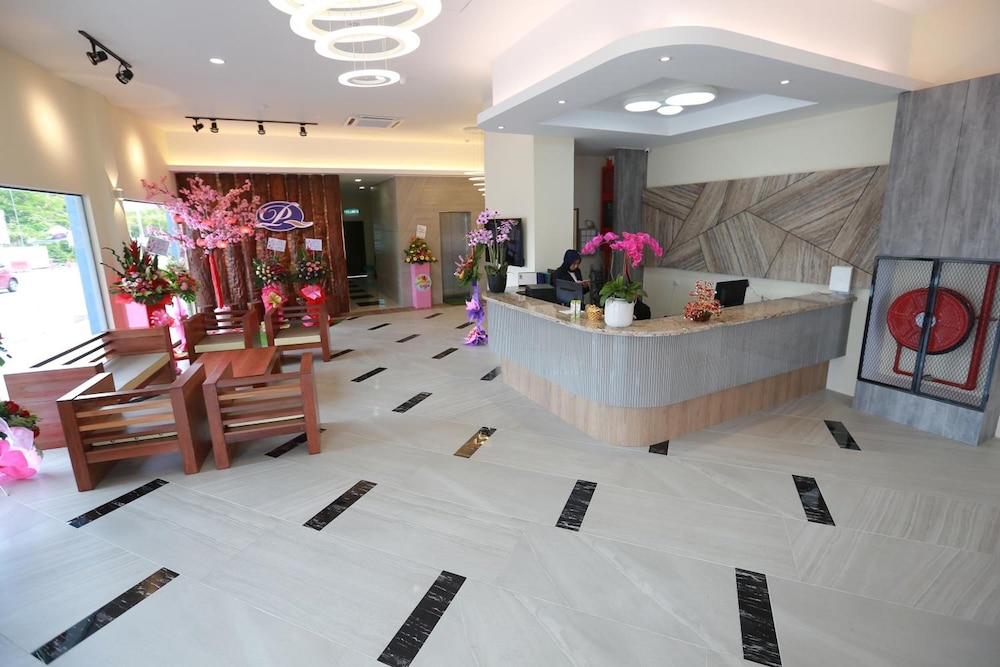Pantai Regal Hotel 9/50