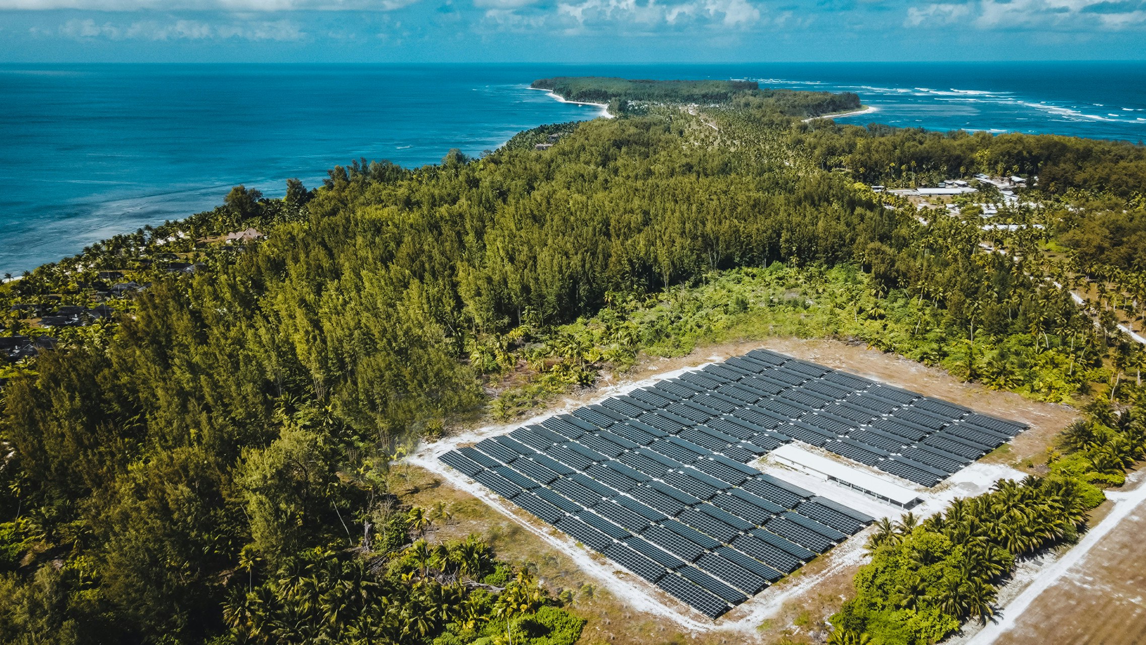 FOUR SEASONS RESORT SEYCHELLES AT DESROCHES ISLAND 22/58