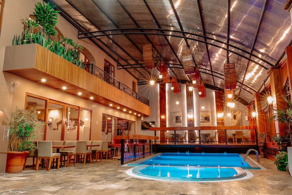 Grand Victoria Boutique Hotel 5/69