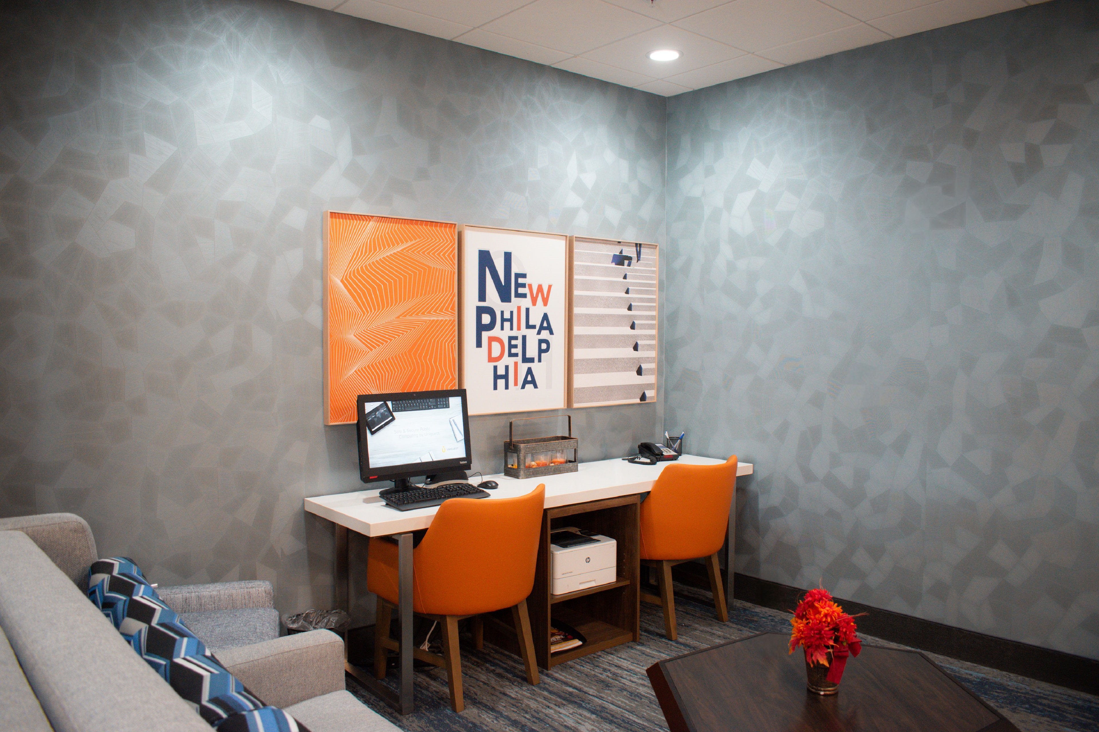 Holiday Inn Express Hotel Suites New Philadelphia 55/66