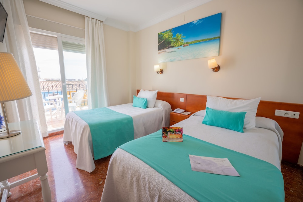 Hotel Romerito 11/65