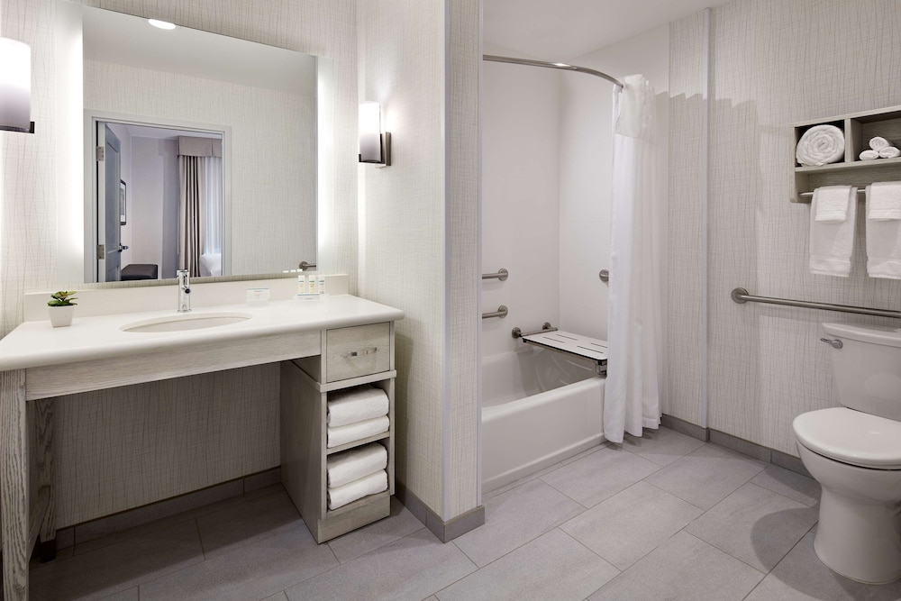 Homewood Suites by Hilton Long Beach Airport 13/47